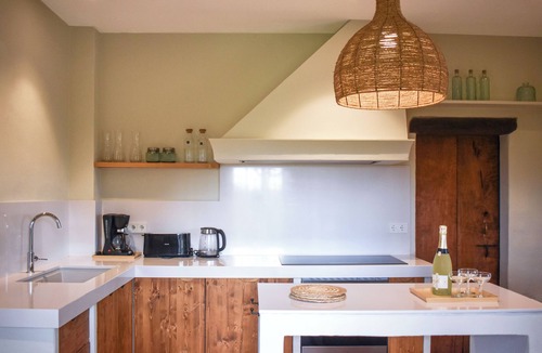 Torroella de Montgri House | Discover the Costa Brava from this quietly located elegant casa rural with pool