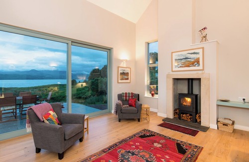 The Hebrides Cottage | Discover the Applecross Peninsula from this stunning holiday property.