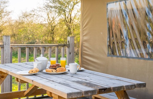 Saxmundham Cabin | Dog Friendly Safari Tent, Skylark at Sweffling Hall, Suffolk