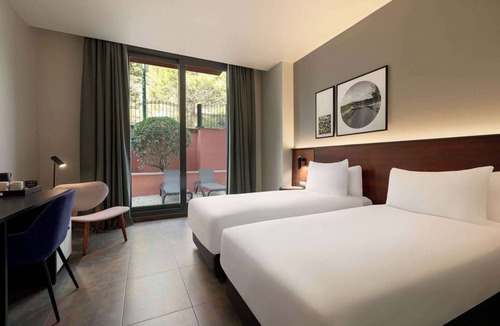 Sant Esteve Sesrovires Hotel | Dolce by Wyndham Barcelona Resort