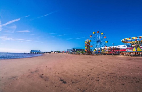 Cleethorpes Hotel | Dolphin Rooms