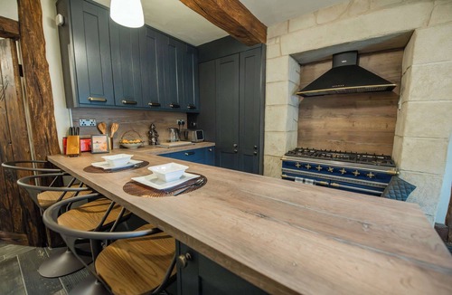 Warmsworth House | Doncaster Cottage - Free Parking - Pub next door