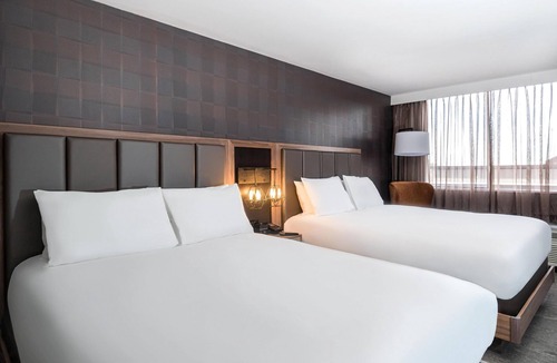 Rosemount Hotel | DoubleTree by Hilton Kitchener