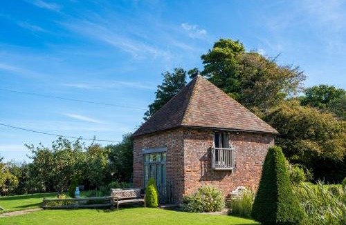 Martin House | Dovecote Cottage