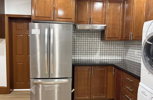 Guelph Apartment | Downtown/University of Guelph Residence Personal Room 1