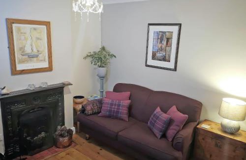 Beverley House | Dragonfly Cottage