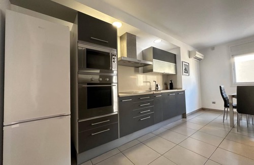 Santa Margarida Apartment | Drugstore B A - Two Bedroom Apartment, Sleeps 6