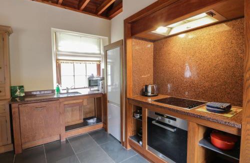 Kirkmichael House | Duck Pond- Uk7232