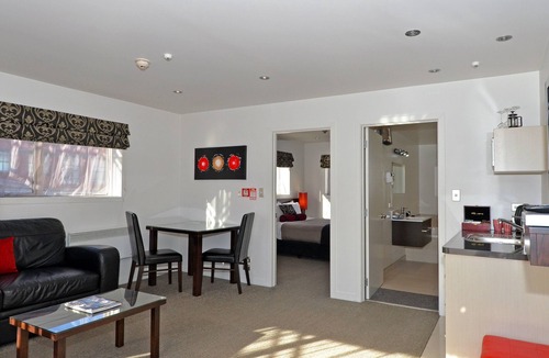 Dunedin City Centre Hotel | Dunedin Palms Motel