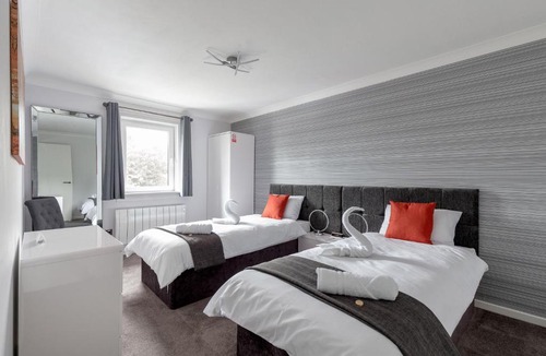 Pittencrieff Apartment | Dunfermline Central Apartments No.48