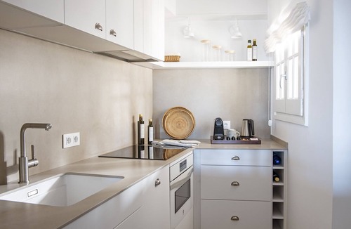 Llanca Apartment | Duplex Familial Avec 2 Chambres et 2 Salles de Bains, Avec Piscine Partagée