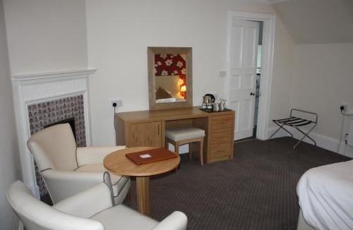 Bournemouth City Centre House | East Cliff Cottage Hotel
