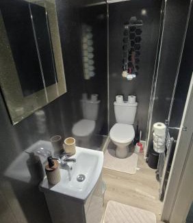Motherwell Apartment | Easy Stay Jerviston