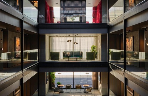 Dunedin City Centre Hotel | Ebb-Dunedin