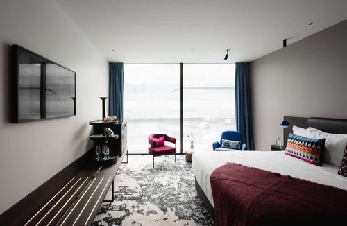 Dunedin City Centre Hotel | Ebb-Dunedin