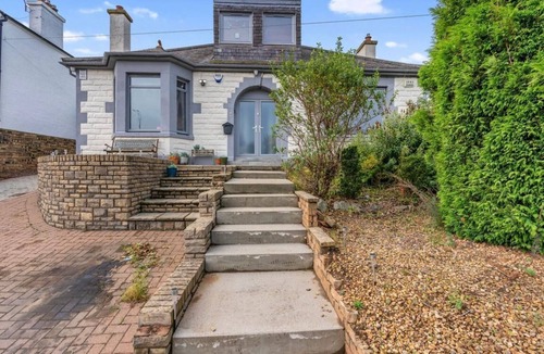 Blackburn House | EDINBURGH BUNGALOW ROYAL INFIRMARY HOSPITAL AIRPORT FREE MOET AND PARKING B