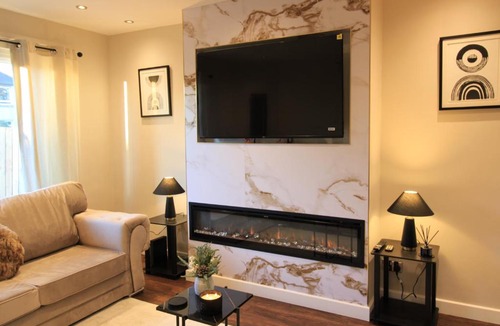 Ellemford Apartment | Edinburgh West 5 Bedroom Home