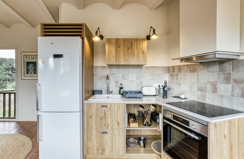 Ventallo Apartment | 'El Pedró Rural' Apartment with Mountain Views, Wi-Fi, and Air Conditioning
