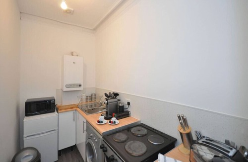 Glasgow Apartment | Elderpark Apartment 3