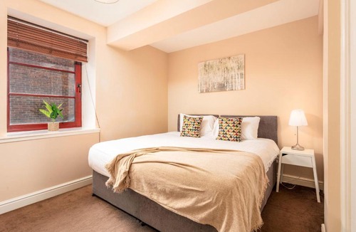 Ayr Apartment | Elliot Suite No3 - Donnini Apartments