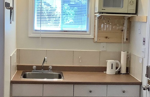 Niagara Falls Bed & Breakfast | Ellis House B&B, Niagara Falls