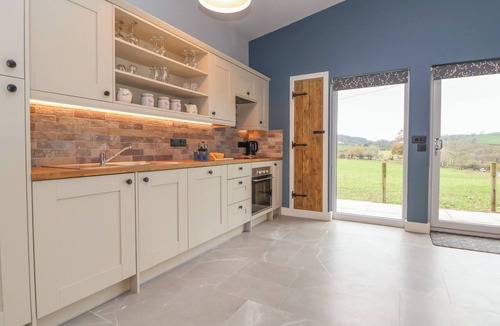 Ruthin Cottage | Elliw