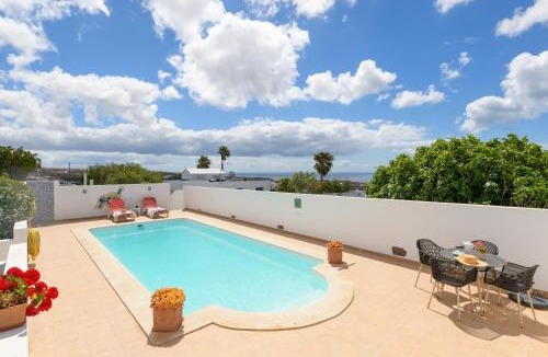 Macher House | Elvira
