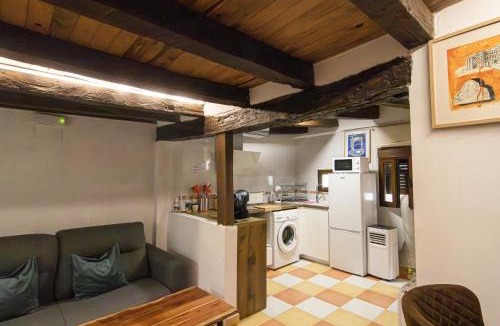 Old Town Apartment | ENCANTO CUENCA Mirada Al Arte