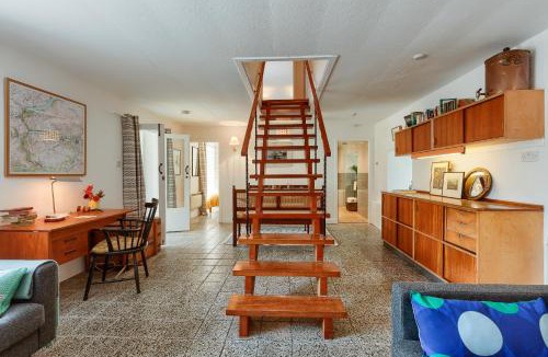 St Fillans House | Enchanting,rustic, Dundurn Mill with stunning views and private river