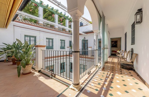 San Bartolome Apartment | Enjoy a privileged stay in a 17th century palace