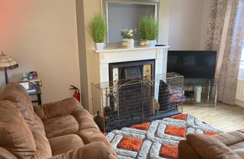 Enniskillen House | Enniskillen House (6 person house)