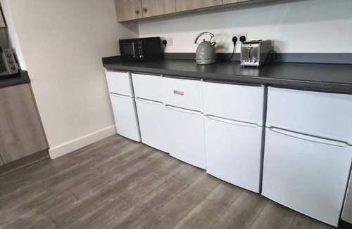 Chelmsford Apartment | Ensuite Double Room - Chelmsford Town