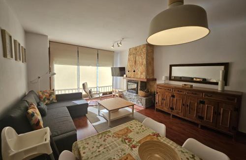 Les Apartment | Era tor de les