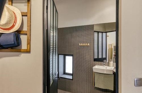 Terrades Apartment | Espai Temps - Art Home