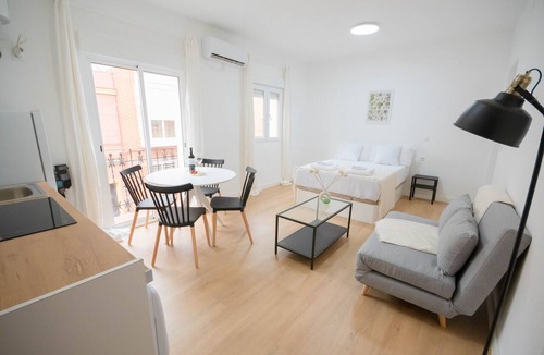 Tetuan Apartment | ESTUDIO-TETUAN-"MADRID RIO"