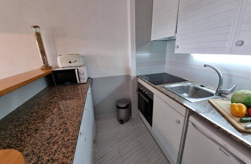 Pedrinya Apartment | Exclusive 3-bedroom apartment, pool, 50m from beach