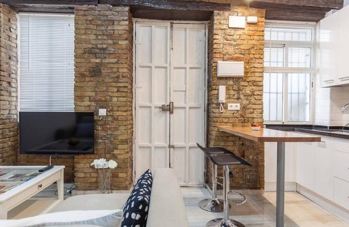 Triana Apartment | EXCLUSIVE APARTMENT IN THE HEART OF SEVILLA-2hab-Wifi