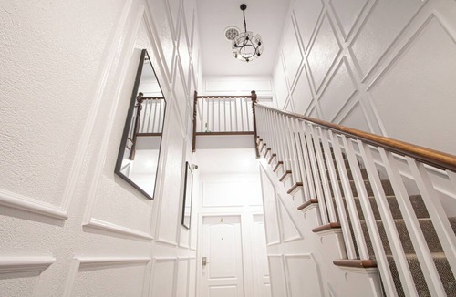 South London Apartment | Executive 2-Bedroom Suite | Soundproof | Steps to Wortley Village & Vic Hospital
