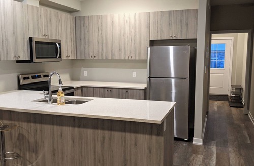 Highland West House | Executive 3-Bedroom Townhouse Condo with 3 Ensuites
