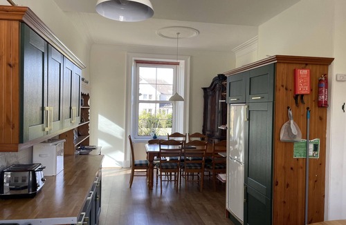 Cardross House | Extended Victorian Manor House With Conservatory/large Garden, sleeps 10