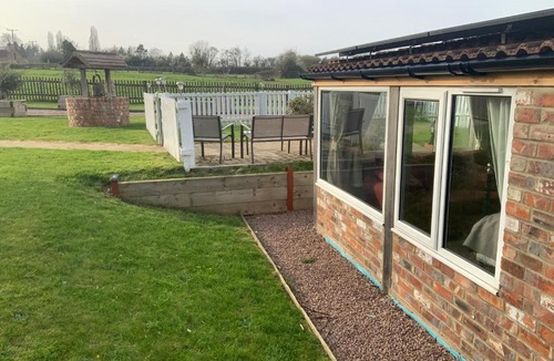 Hartpury Apartment | fairfeilds cottage Frog Trotters Bottom