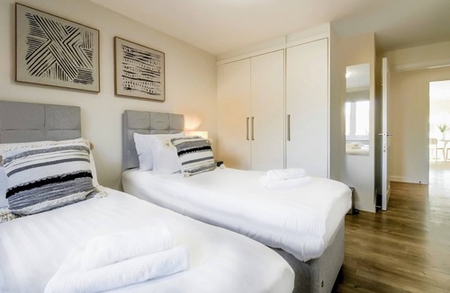Milton Keynes Apartment | Fairfields View by Pay As U Stay