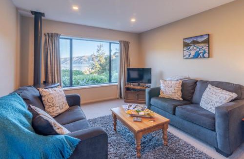 Akaroa House | Fantail Cottage with Sea Views - Akaroa Home