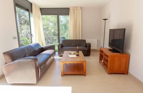 Tamariu House | Fantastic villa with private swimming pool located in the urbanization of Aigua Gelida in