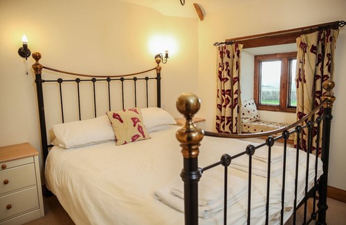Rhyd-y-clafdy House | FARM WING - a house that sleeps 4 guests in 2 bedrooms