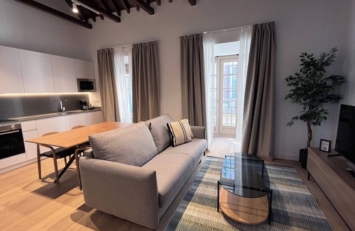 Centro Apartment | Feelathome Palacio de Álamos