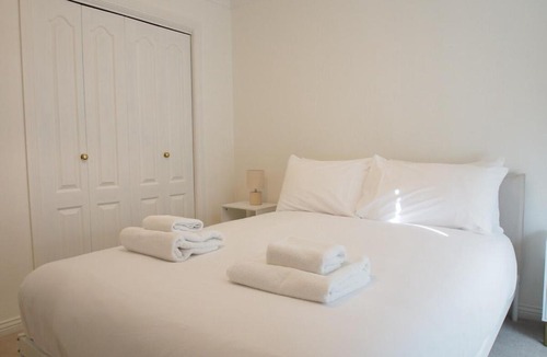Ellemford Apartment | Fettes - Homely 2BD in Quiet Development
