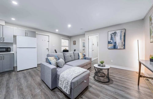 Grange Park Apartment | MAJOR INTERNATIONAL SPORTING EVENT 2026 Stylish Suite Near Little Italy