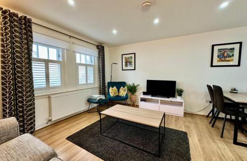 Eaglesham Apartment | Fifty Five on Gilmour Street