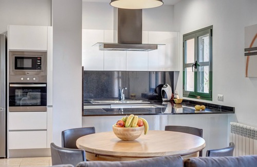 Sa Casa Blanca Villa | Finca "Sa Pradera" Ideal for Cyclists with Pool and near Palma